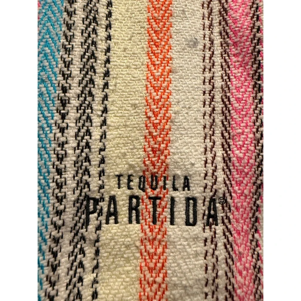 Poncho hoodie artesanias Mr Molina 42 L 44
